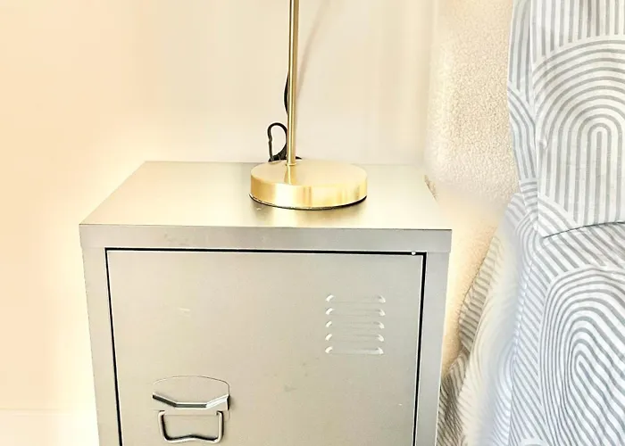 El Carbayonin Apartment *