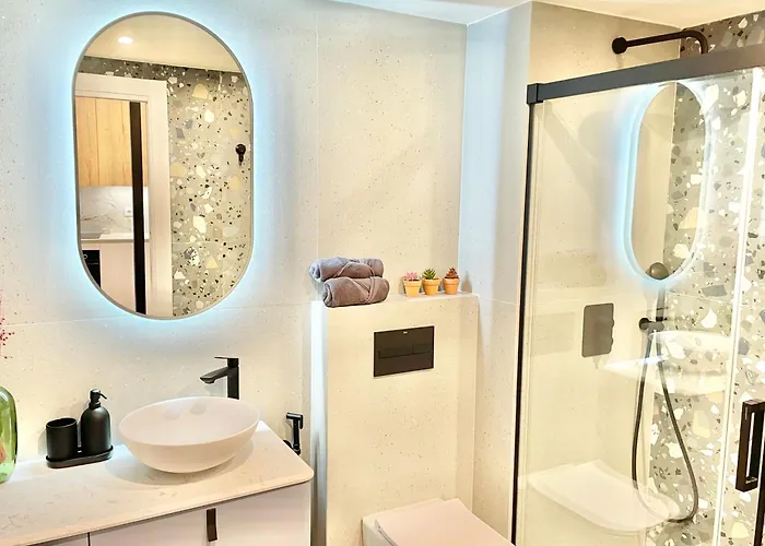 شقة El Carbayonin